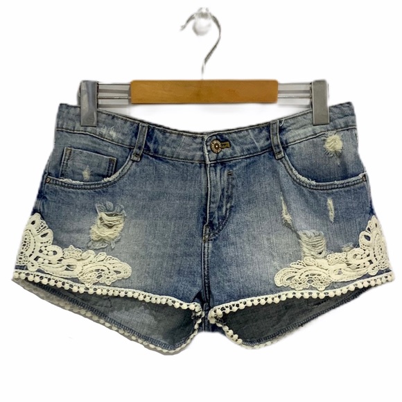 Zara Mid Rise Denim Crochet Shorts Blue Size 4 EUC - Picture 4 of 12